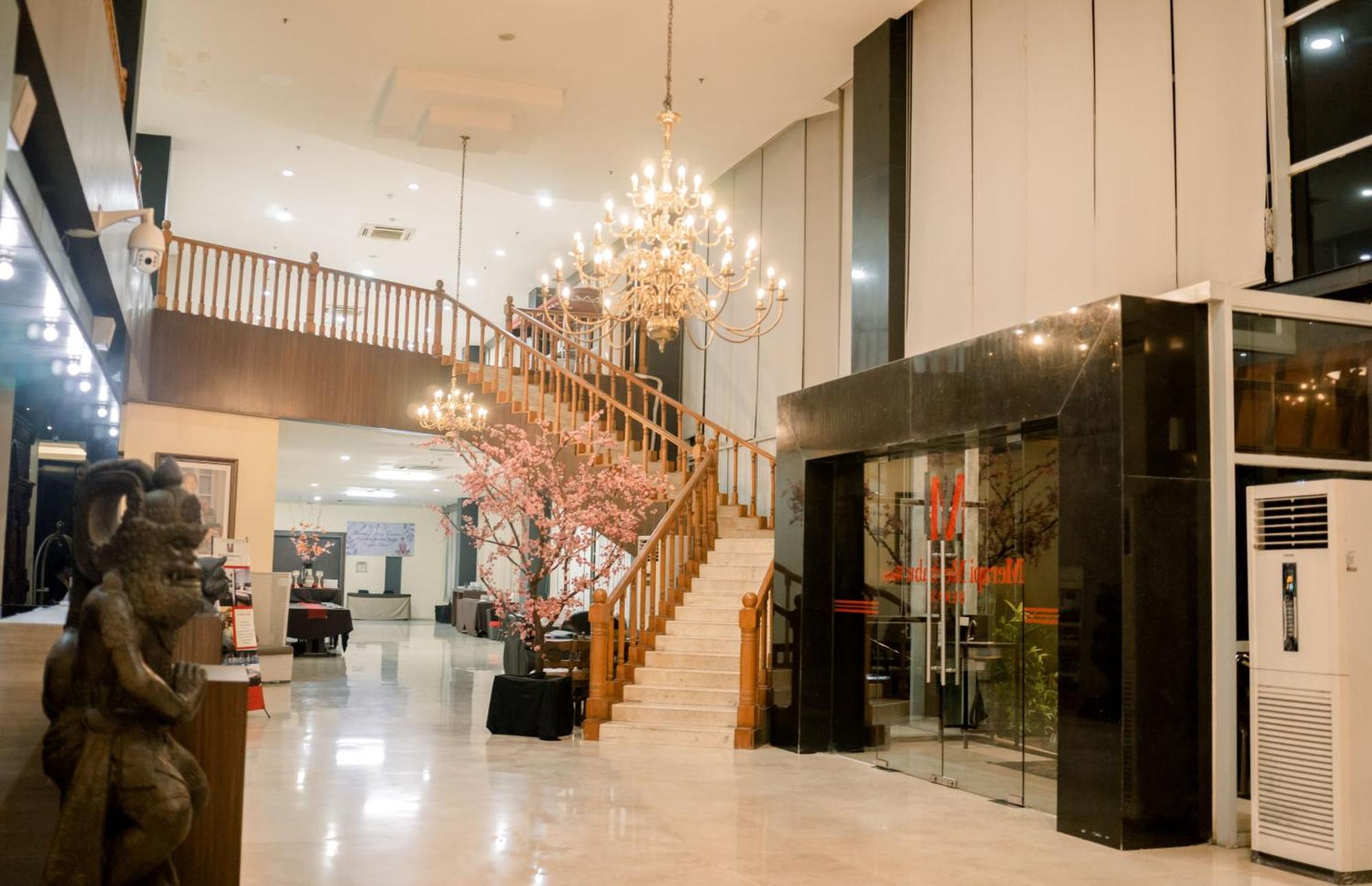 Merapi Merbabu Hotels Bekasi Kültér fotó